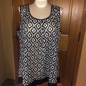 Daniel Rainn black and white tunic tank
